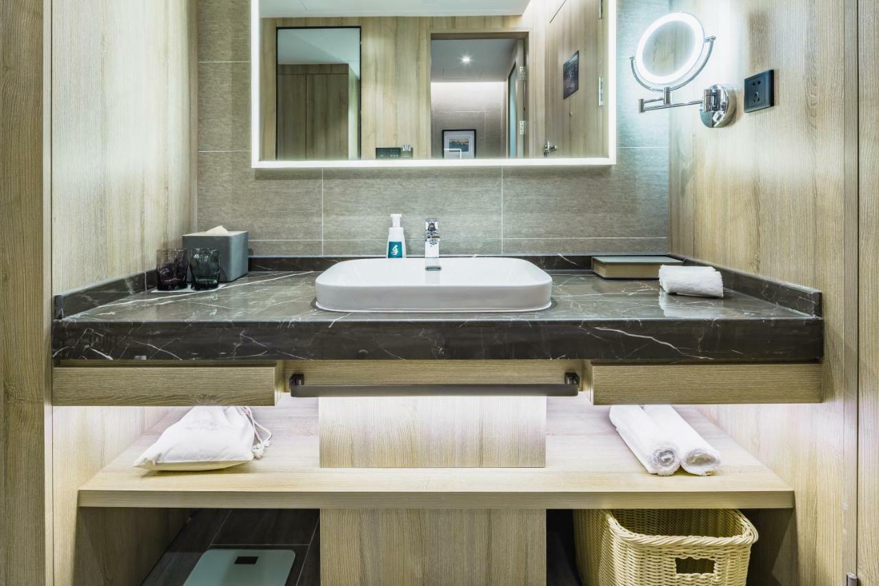 เอทัวร์ โฮเต็ล จี้หนาน ซวงซานสตรีท ไป่ไหมฉวนพาร์ค Hotel จี่หนาน ภายนอก รูปภาพ