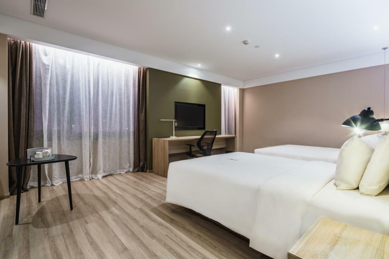 เอทัวร์ โฮเต็ล จี้หนาน ซวงซานสตรีท ไป่ไหมฉวนพาร์ค Hotel จี่หนาน ภายนอก รูปภาพ